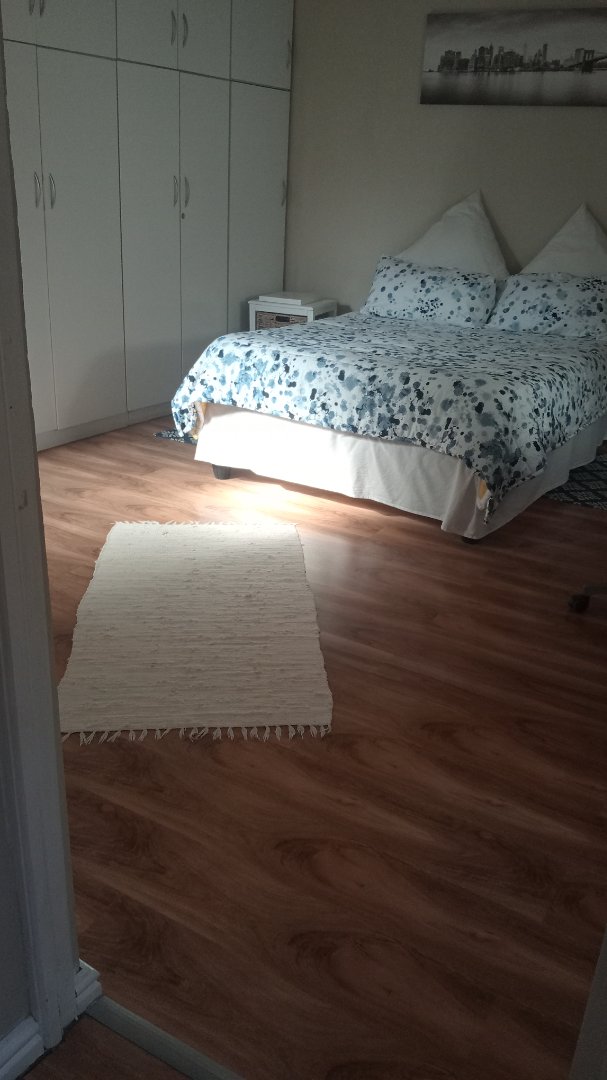 2 Bedroom Property for Sale in Lavender Hill Western Cape